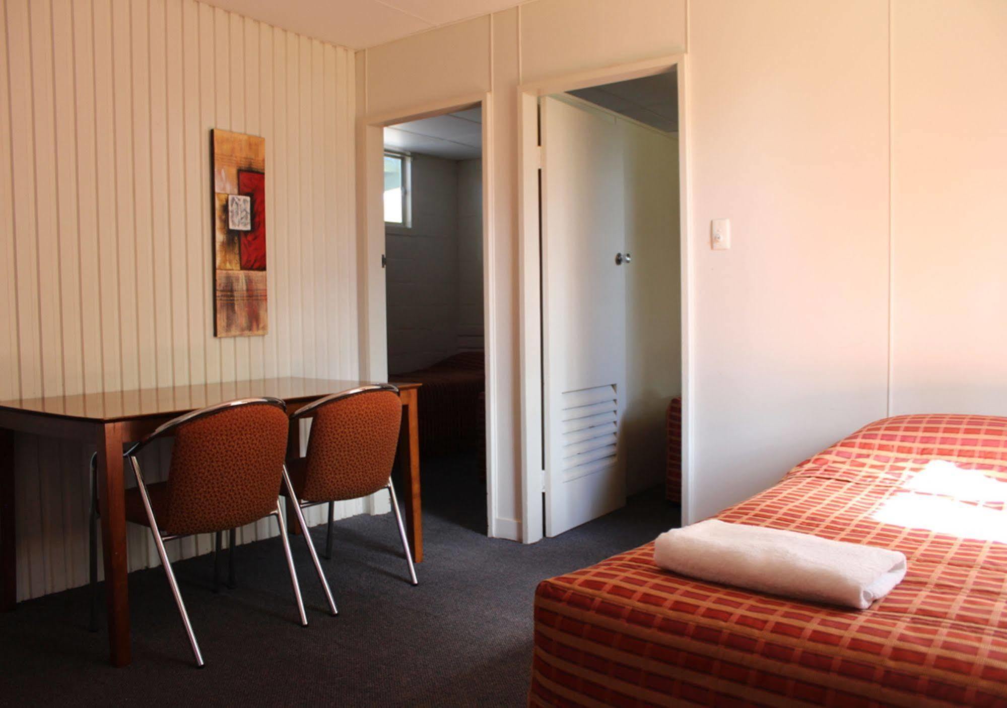 Motel Carnarvon Roma Eksteriør bilde